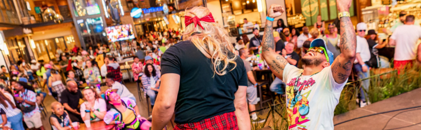 Waterside Goes 80s Pop Up